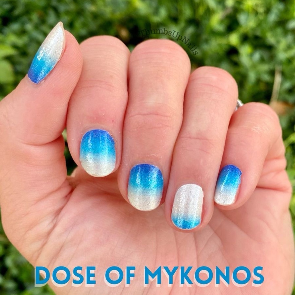 Color Street Gradient Blue and White Nail Strips - Picture 4 of 4